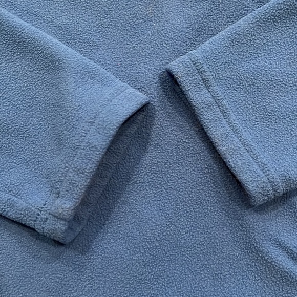 The North Face Top🌺 - Picture 4 of 6